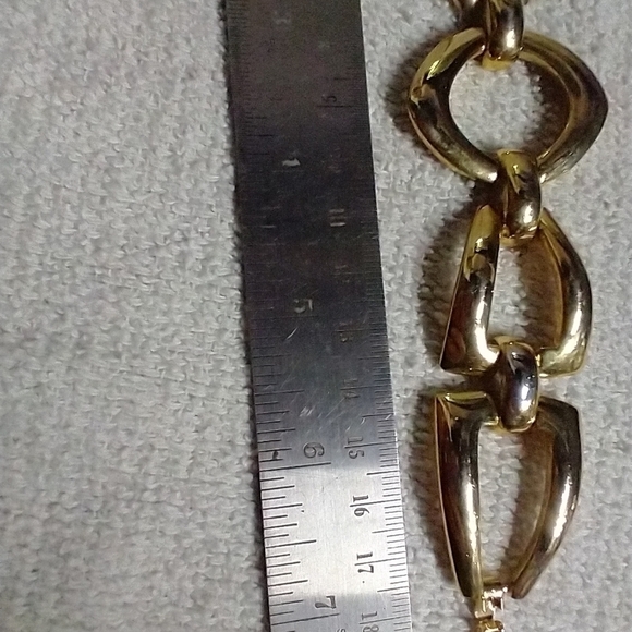 Wide goldtone link bracelet runway statement - Picture 4 of 5